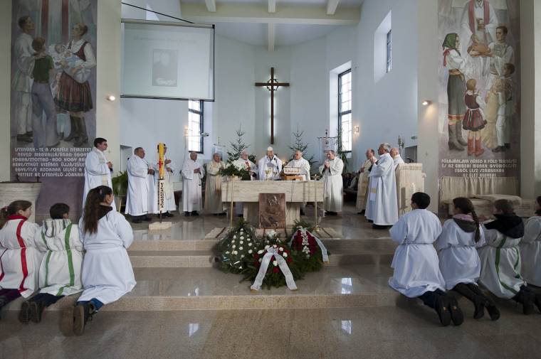 Harangszentelés Gyimesbükkön